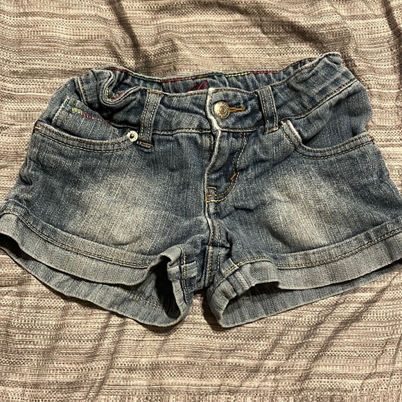 Girls Jean shorts - Picture 1 of 2